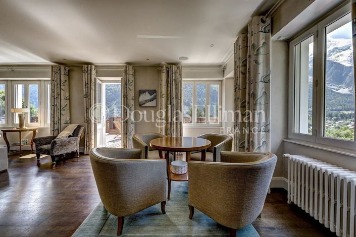 Image No.4-6 Bed House for sale
