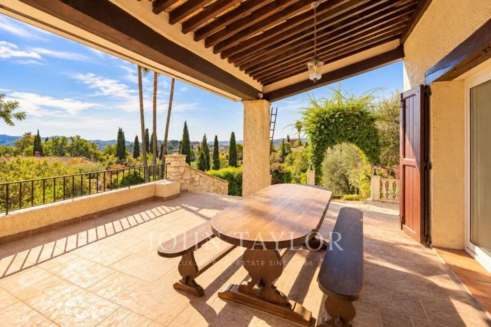 Image No.4-4 Bed House for sale