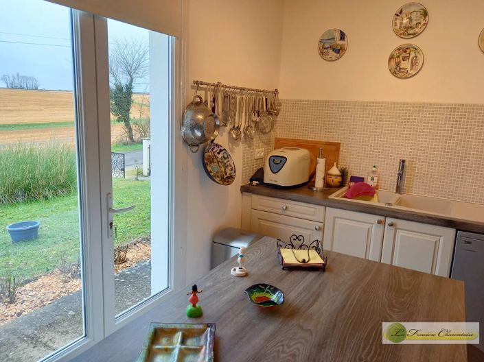 Image No.19-3 Bed House for sale