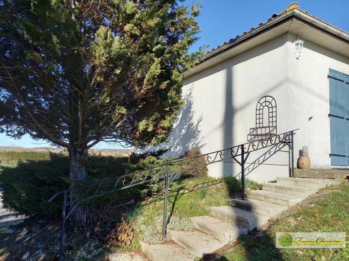 Image No.21-3 Bed House for sale