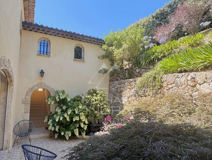 Image No.21-4 Bed House for sale