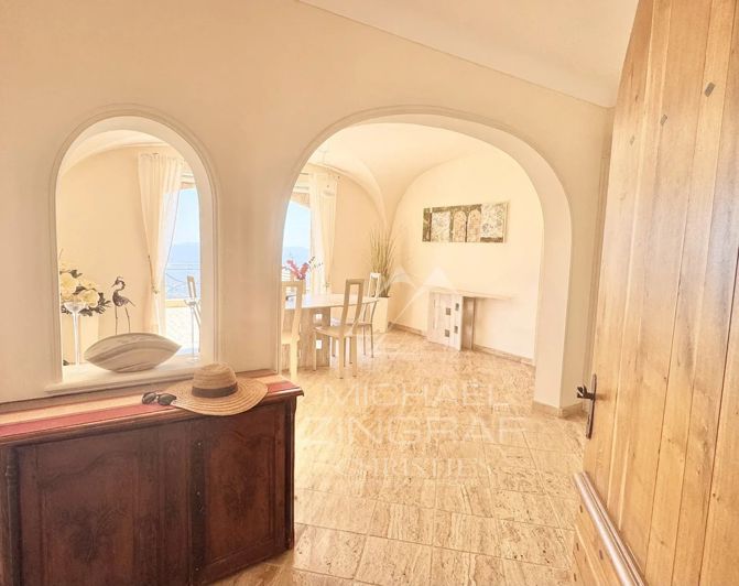 Image No.27-4 Bed House for sale