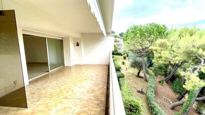 Image No.2-Apartment for sale