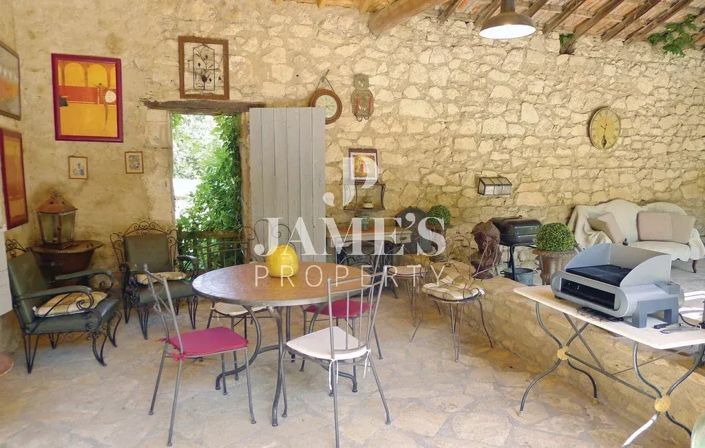 Image No.14-3 Bed House for sale