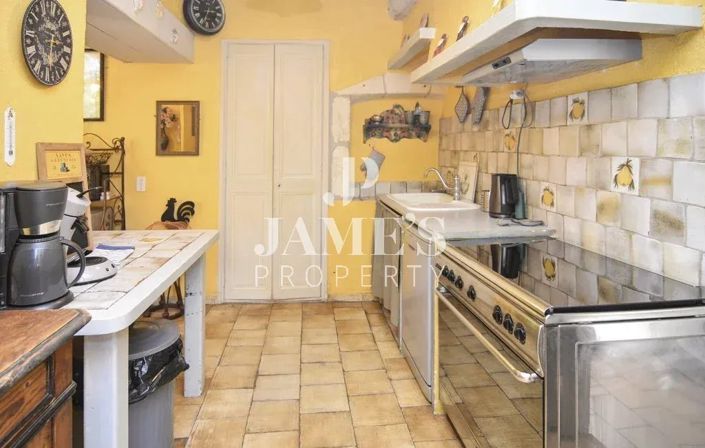 Image No.9-3 Bed House for sale