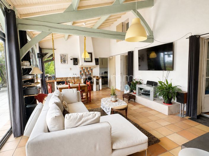 Image No.4-5 Bed House for sale