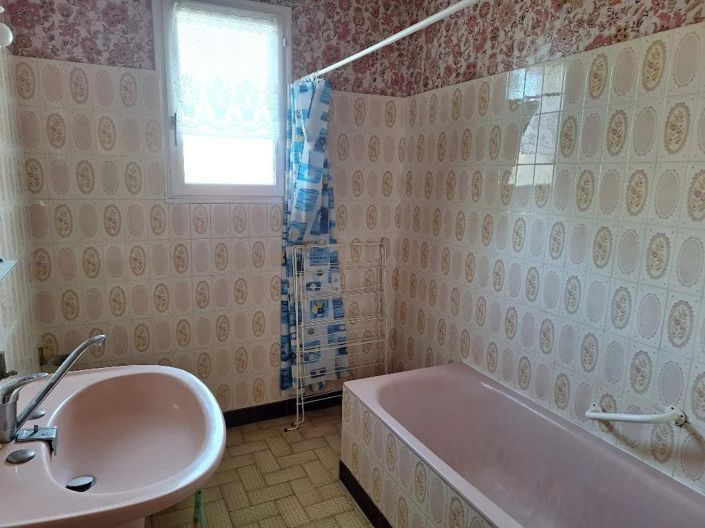 Image No.11-4 Bed House for sale