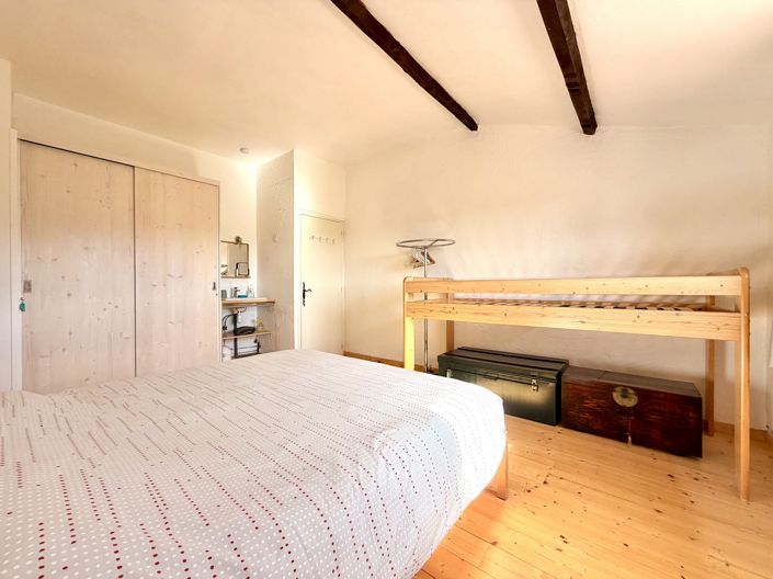 Image No.17-3 Bed House for sale