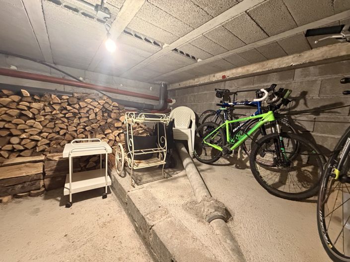 Image No.25-3 Bed House for sale