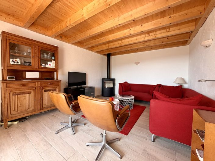 Image No.6-3 Bed House for sale