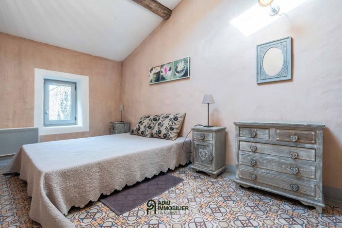 Image No.17-4 Bed House for sale