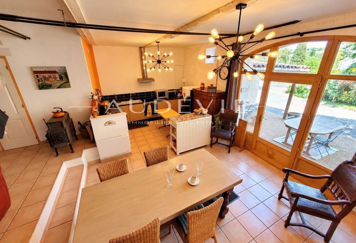 Image No.6-4 Bed House for sale