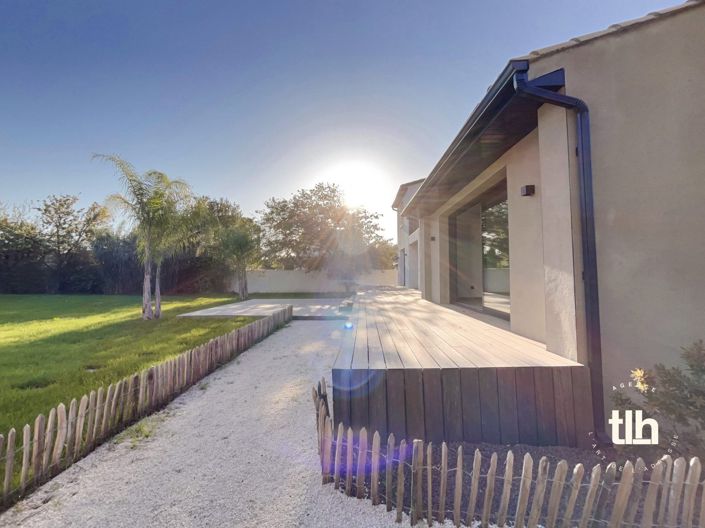Image No.6-5 Bed Property for sale