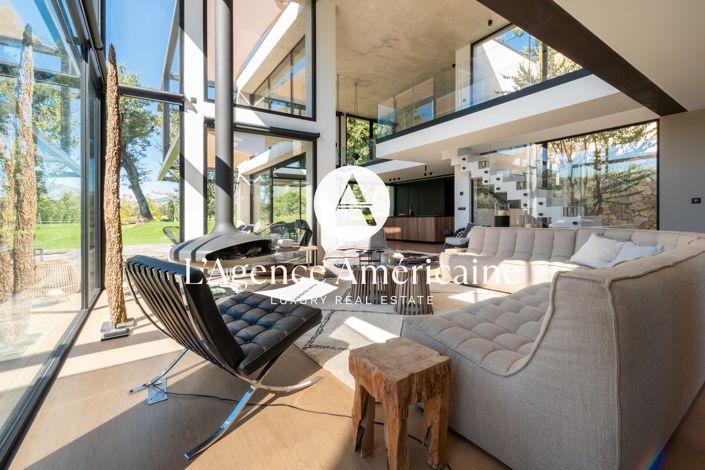 Image No.4-5 Bed Property for sale