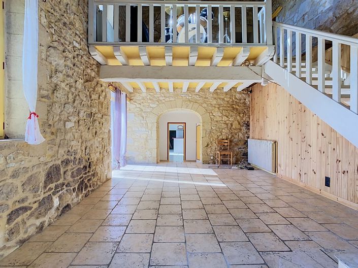 Image No.18-4 Bed House for sale