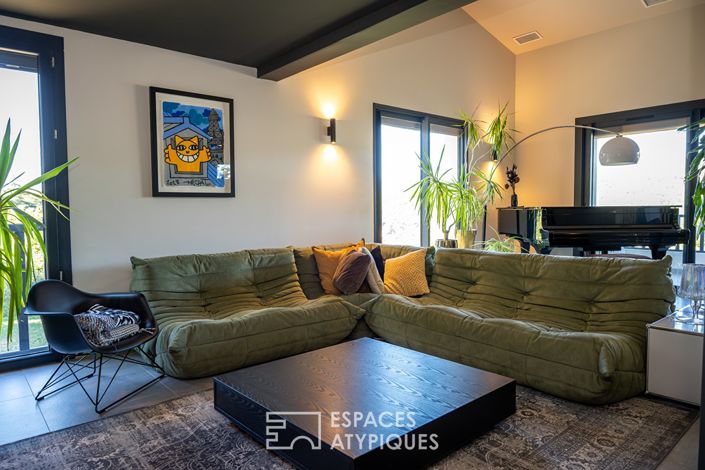 Image No.3-5 Bed House for sale