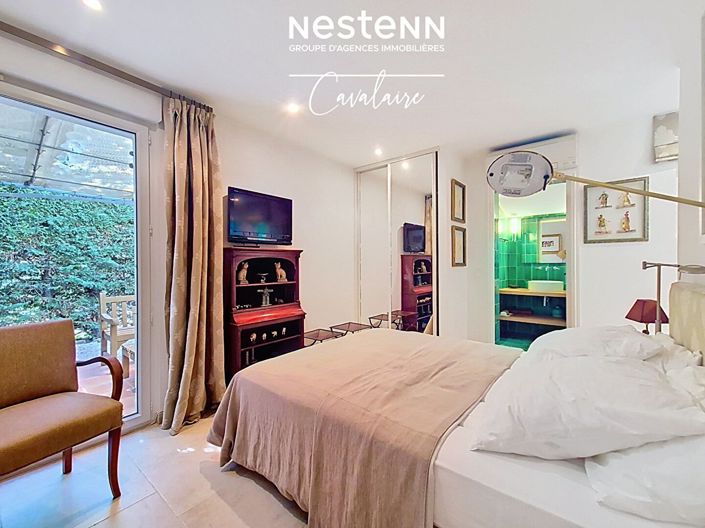 Image No.20-4 Bed House for sale