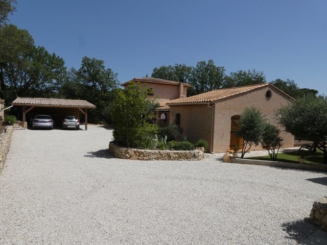 Image No.11-5 Bed House for sale
