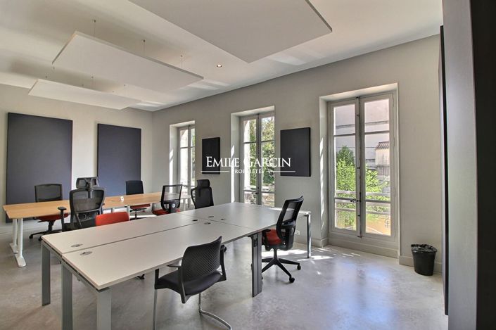 Image No.9-10 Bed House for sale