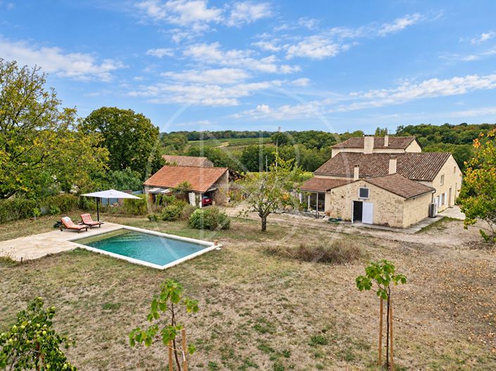 Image No.17-4 Bed House for sale