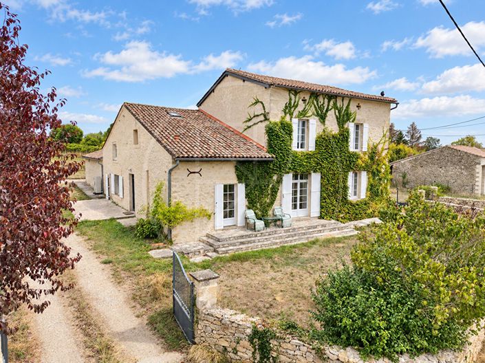 Image No.3-4 Bed House for sale