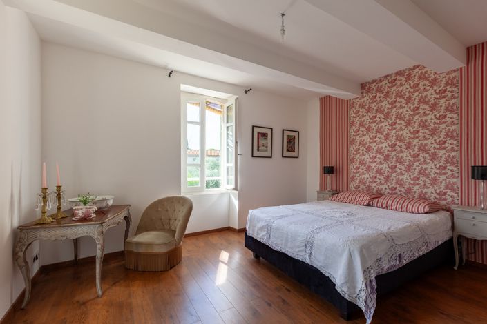 Image No.15-5 Bed House for sale