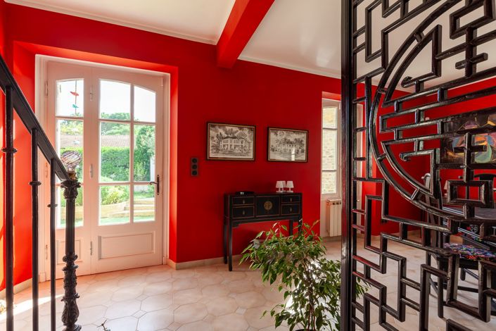 Image No.6-5 Bed House for sale