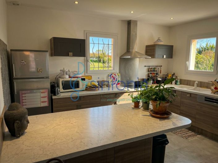 Image No.4-3 Bed House for sale