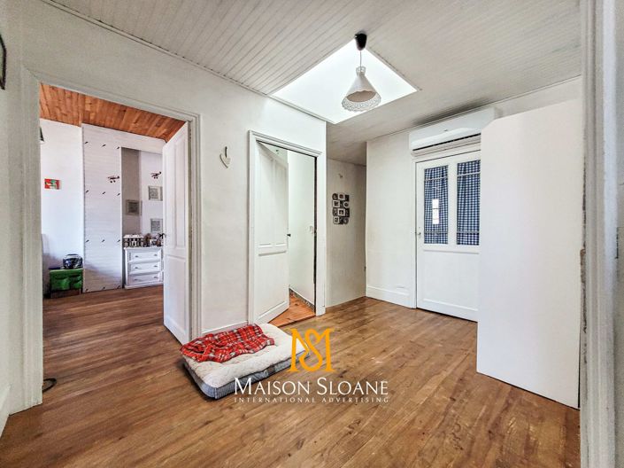 Image No.13-5 Bed House for sale