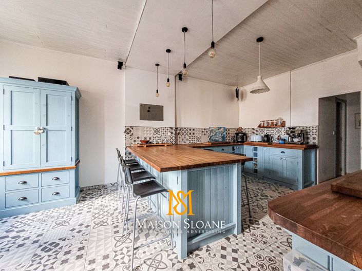 Image No.4-5 Bed House for sale