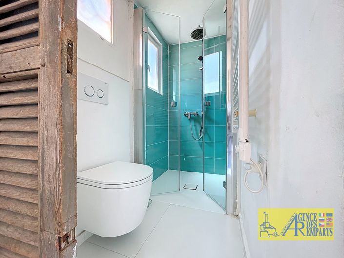 Image No.18-2 Bed House for sale