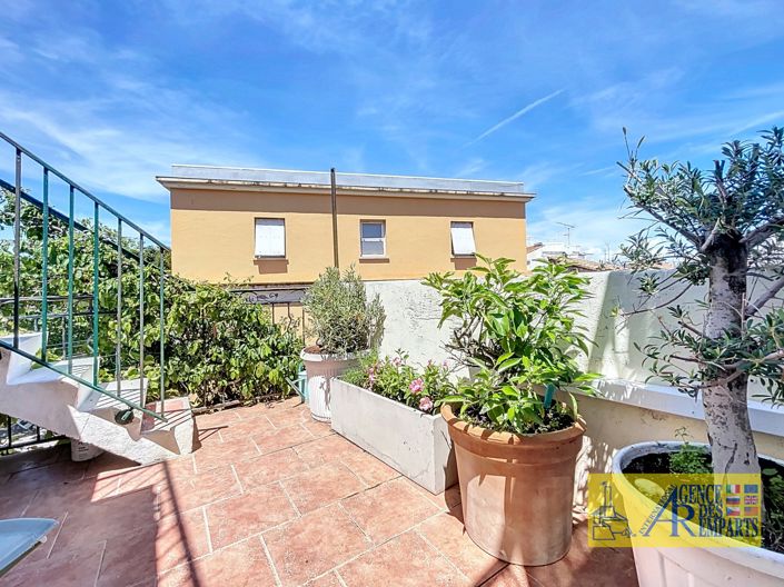 Image No.4-2 Bed House for sale