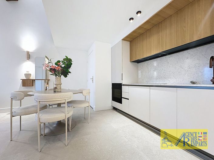 Image No.8-2 Bed Apartment for sale