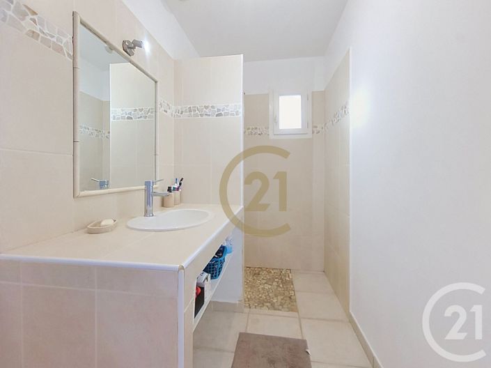 Image No.11-4 Bed House for sale