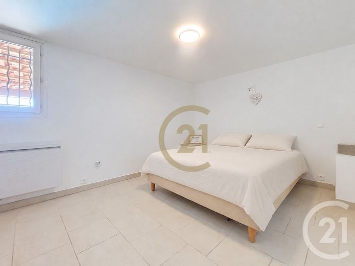 Image No.13-4 Bed House for sale