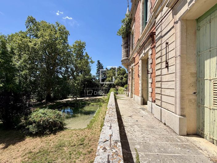 Image No.4-10 Bed House for sale