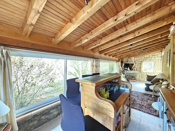 Image No.11-3 Bed House for sale