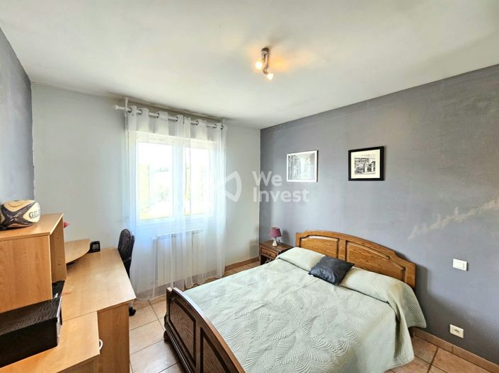 Image No.14-3 Bed House for sale