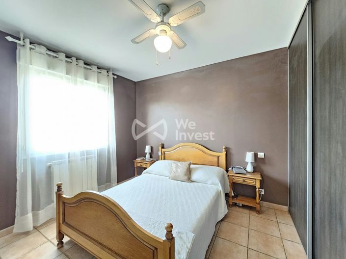 Image No.16-3 Bed House for sale