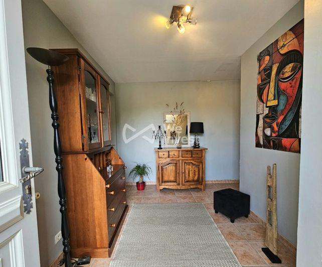 Image No.3-3 Bed House for sale