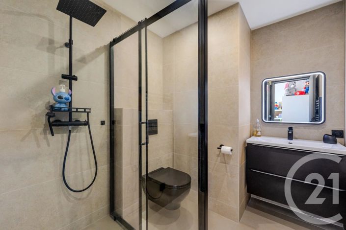 Image No.14-3 Bed House for sale