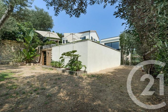 Image No.19-3 Bed House for sale