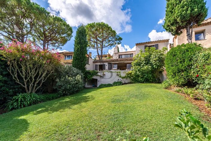 Image No.20-4 Bed House for sale