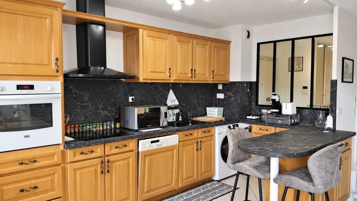 Image No.3-2 Bed Apartment for sale