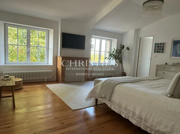 Image No.14-4 Bed House for sale