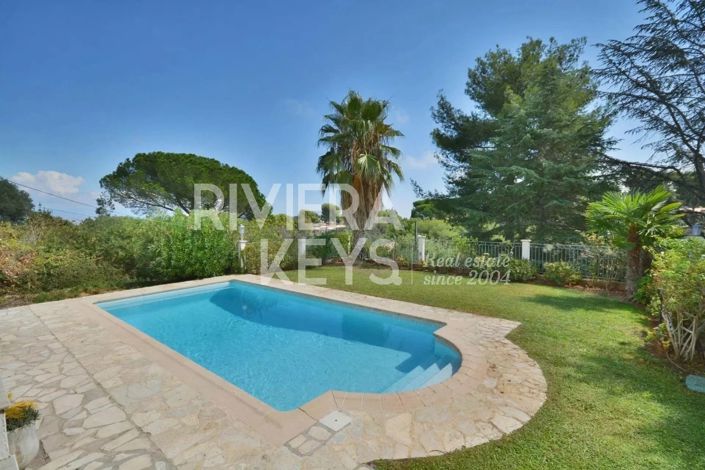 Image No.5-6 Bed House for sale