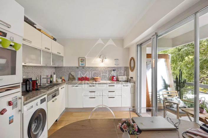 Image No.5-2 Bed Apartment for sale