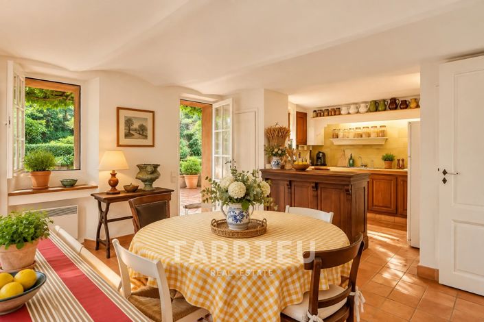 Image No.4-4 Bed House for sale