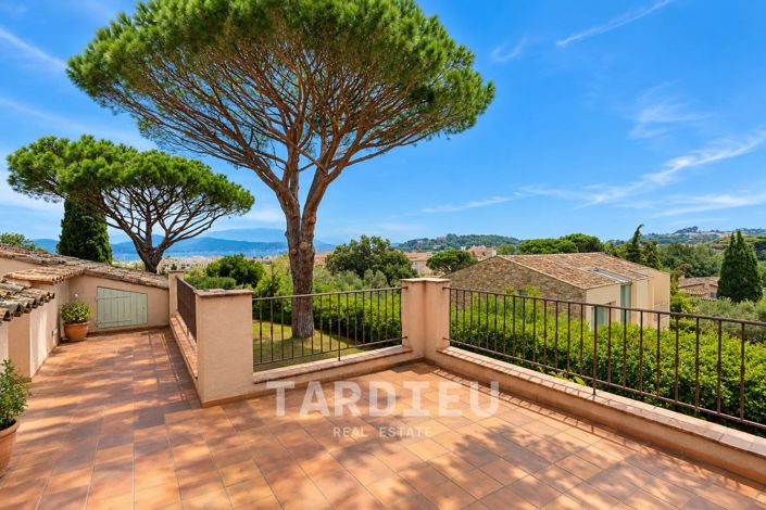 Image No.7-4 Bed House for sale