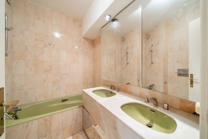 Image No.9-1 Bed Apartment for sale